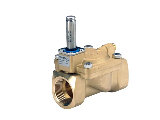 Danfoss Solenoid valve EV 220B 32B 1 1/4 kvs 18 0 servo-operated NC 032U7132