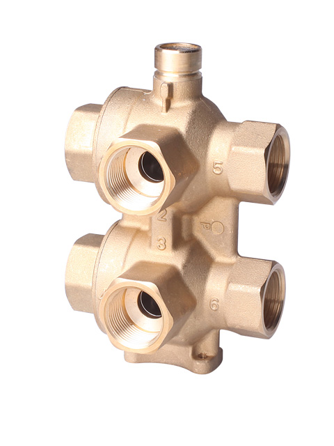 Danfoss Motorized 6-port ball valve ChangeOver6 DN15, f. switch heating/cooling curcuit 003Z3150